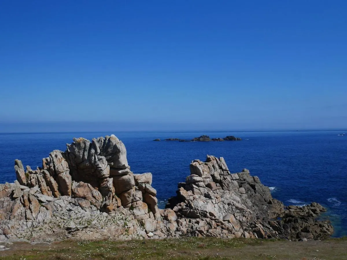 Holiday Home Ouessant - Bre05022-F Ushant France